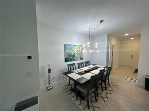 345 SE Crossoak Ln in Port St. Lucie, FL - Building Photo - Building Photo