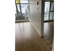 6588 Nelson Ave in Burnaby, BC - Building Photo - Building Photo