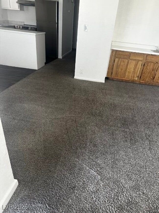 6201 Bellota Dr in Las Vegas, NV - Building Photo - Building Photo