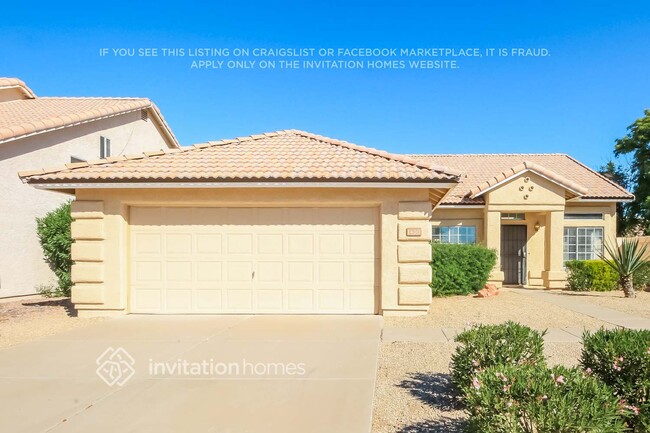 property at 1400 W Gail Dr