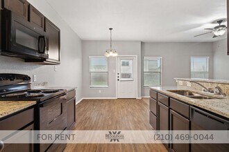 8707 Azul Sky Ct in Converse, TX - Building Photo - Building Photo