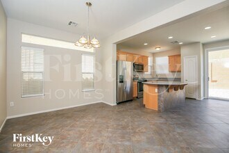 9274 William Hill Ave in Las Vegas, NV - Building Photo - Building Photo