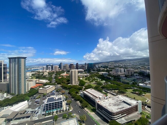 property at 801 S King St