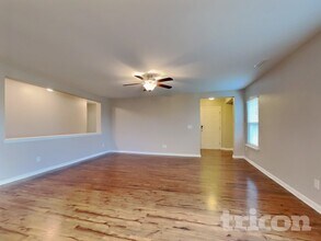 42 Yadkin St in Clayton, NC - Building Photo - Building Photo