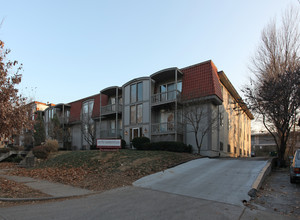 1023-1079 W 38th St in Kansas City, MO - Building Photo - Building Photo