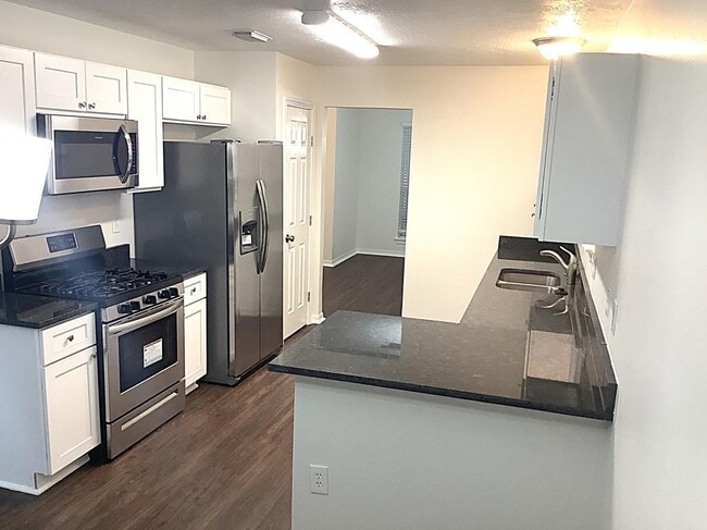 28718 Sedgefield St in Spring, TX - Foto de edificio - Building Photo