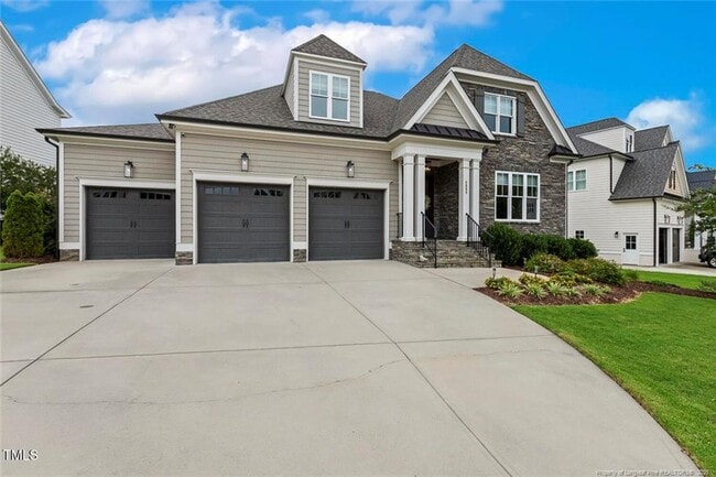 2098 Amalfi Pl in Apex, NC - Building Photo - Building Photo