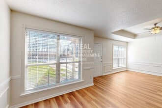 404 Truman St in Arlington, TX - Building Photo - Building Photo