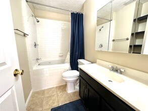 1043 Hyrum Blvd in Hyrum, UT - Building Photo - Building Photo