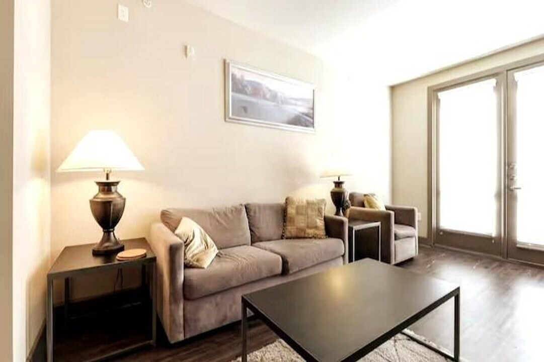 15750 Spectrum Dr in Addison, TX - Building Photo