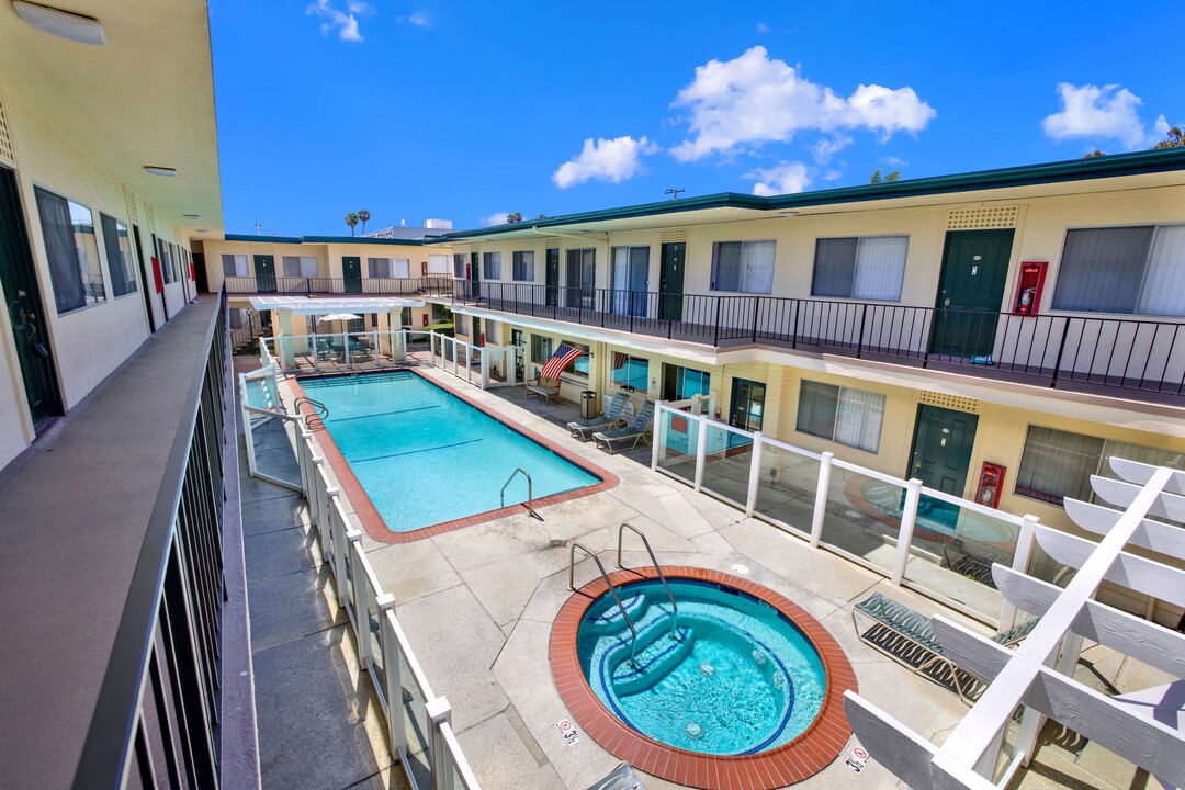 Olive Tree Apartments in Torrance, CA - Building Photo