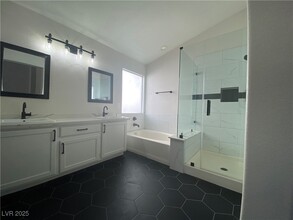 1109 Kruger Ct in North Las Vegas, NV - Building Photo - Building Photo