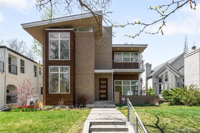 property at 947 S Gilpin St