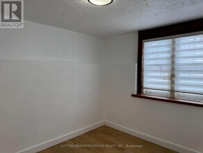 233 Ellerslie Ave in Toronto, ON - Building Photo - Building Photo