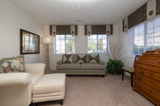 Auston Woods Apartments in Easley, SC - Building Photo - Interior Photo