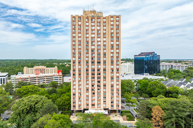 Washingtonian Tower in Gaithersburg, MD - Building Photo - Building Photo