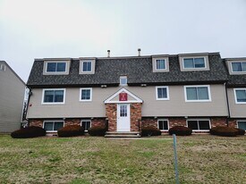 41 Evergreene, Unit 41 in Wallingford, CT - Building Photo
