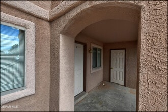 3404 Blue Earth Ln-Unit -A in El Paso, TX - Building Photo - Building Photo