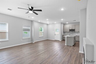 7983 Ethel St in Houston, TX - Building Photo - Building Photo