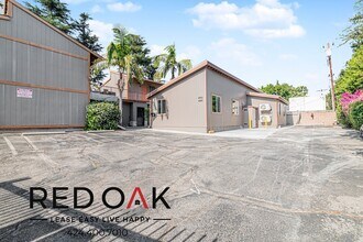 4592 Riverton Ave in Los Angeles, CA - Building Photo - Building Photo