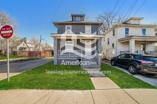 1812 North North Street in Peoria, IL - Building Photo