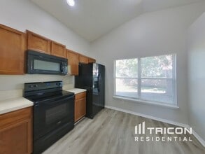 1532 Irishwood Ct in Middleburg, FL - Building Photo - Building Photo