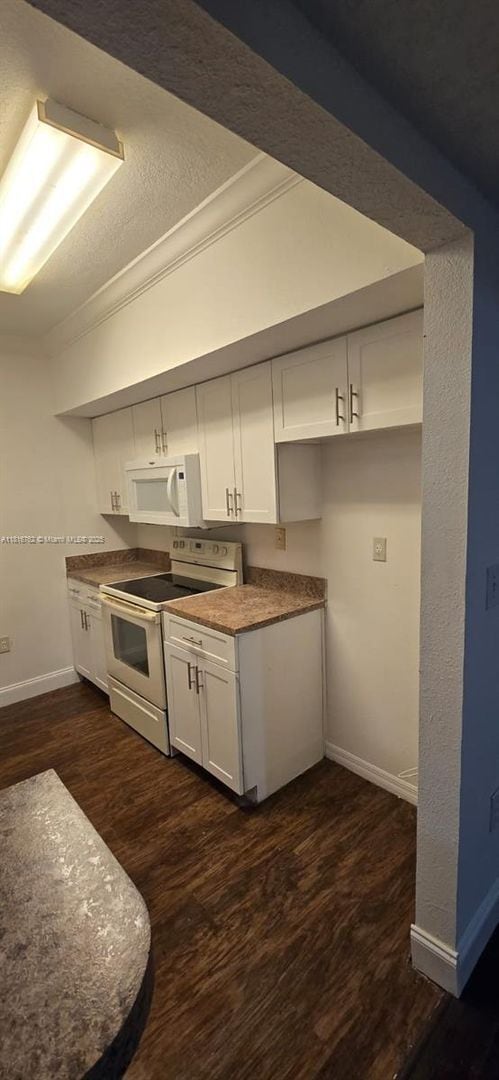 property at 201 SW 116th Ave