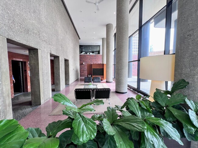 5415 N Sheridan Rd in Chicago, IL - Building Photo - Building Photo