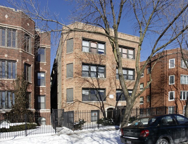 820 W Agatite Ave in Chicago, IL - Building Photo - Building Photo