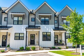 6801 Milligan Way in Raleigh, NC - Building Photo - Building Photo