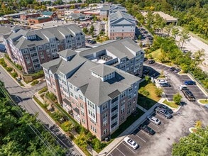 1274 at Towson in Towson, MD - Foto de edificio - Building Photo