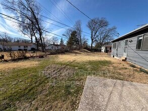 1344 Coppergate Ln in St. Louis, MO - Building Photo - Building Photo