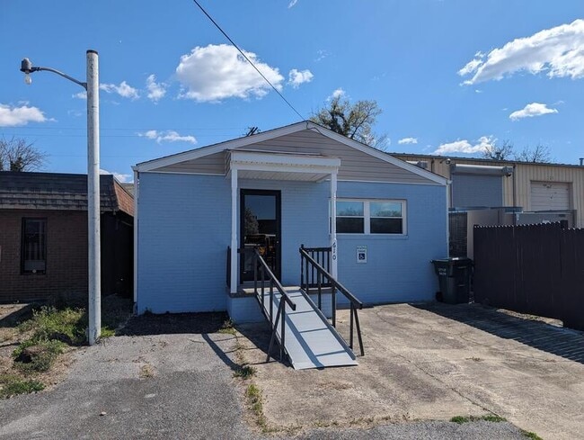 property at 610 S Market St