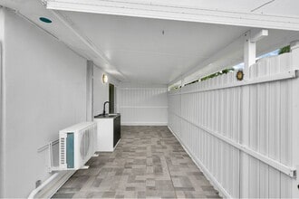7930 SW 36th Ter, Unit 3 in Miami, FL - Building Photo - Building Photo