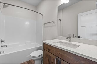 899 NE Discovery Loop in Prineville, OR - Building Photo - Building Photo