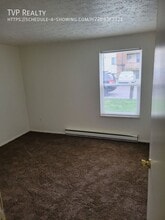 128 Fox Hill Ln in Elyria, OH - Building Photo - Building Photo