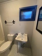 14847 Montana Hwy 35 in Bigfork, MT - Foto de edificio - Building Photo