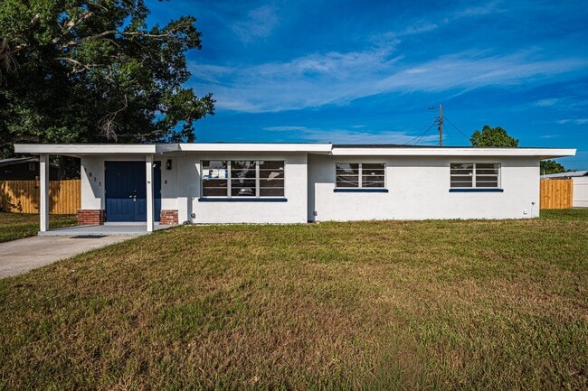 1811 Rhoades Terrace