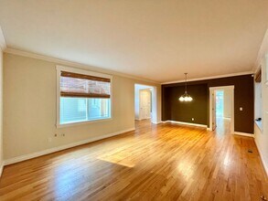 2646 116th Ave NE in Bellevue, WA - Building Photo - Building Photo