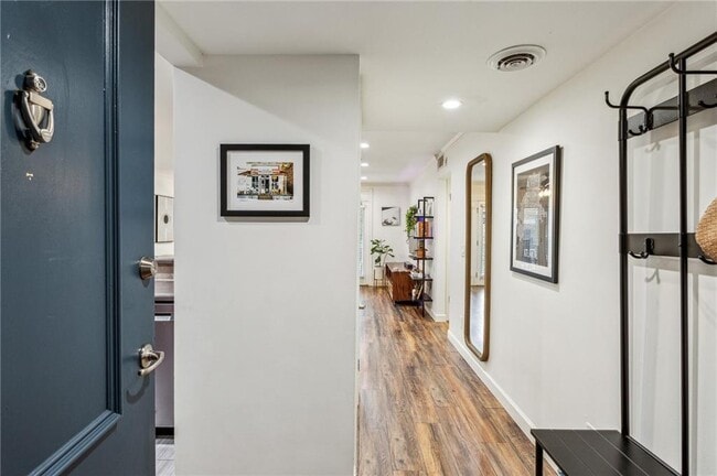 3650 Ashford Dunwoody Rd NE in Atlanta, GA - Building Photo - Building Photo