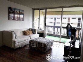 775 Kinalau Pl in Honolulu, HI - Building Photo