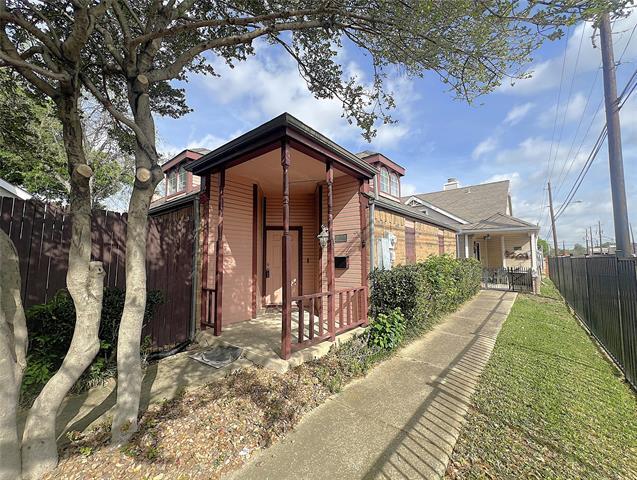 property at 3147 Royal Gable Dr