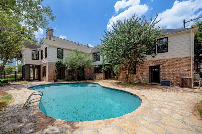 3020 San Felipe St in Houston, TX - Building Photo - Building Photo