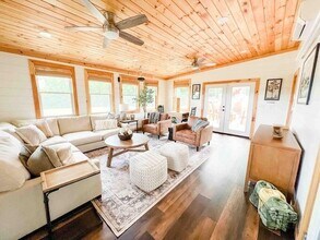 449 Burbano Creekside Lndg in Talking Rock, GA - Building Photo - Building Photo