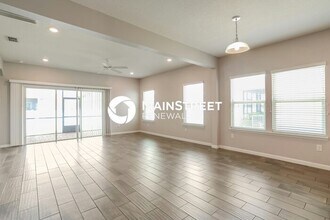 1118 Silver King Rd in Jacksonville, FL - Building Photo - Building Photo