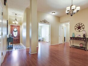 1016 Mohican St in Round Rock, TX - Building Photo - Building Photo