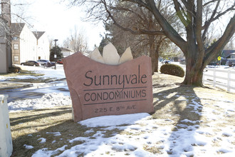 Sunnyvale Condominiums in Longmont, CO - Foto de edificio - Building Photo