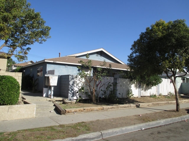 3107 E Garnet Ln in Fullerton, CA - Building Photo