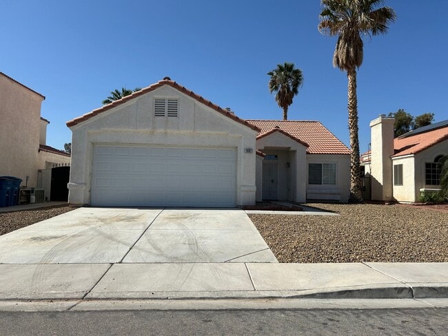 property at 1407 Crystal View Dr