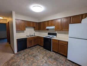 265 5th Ave in Marion, IA - Building Photo - Building Photo